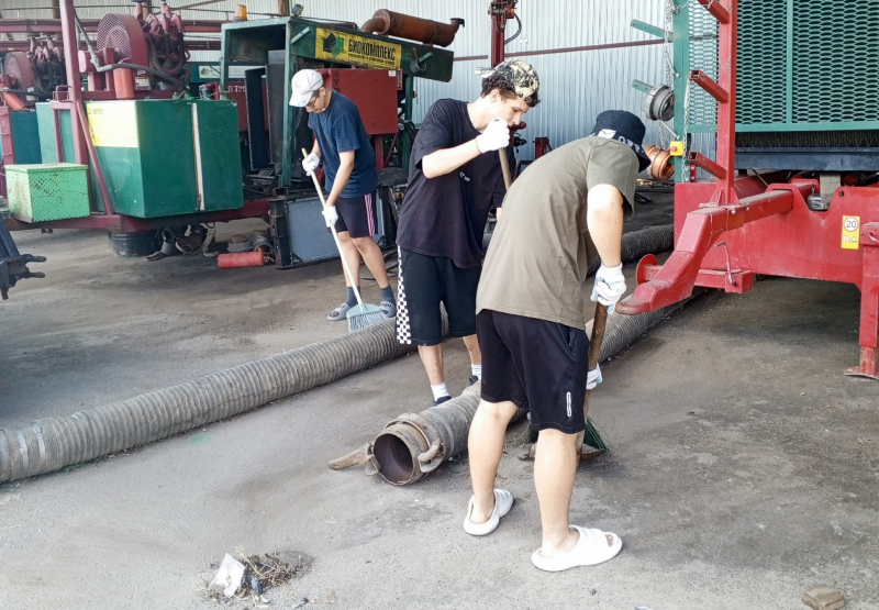 Ивнянские подростки заслужили благодарность работодателя