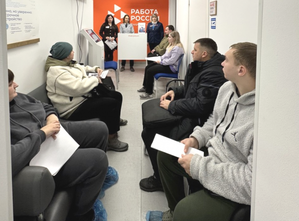 Ярмарка вакансий в Алексеевском кадровом центре помогла трудоустроиться двум безработным