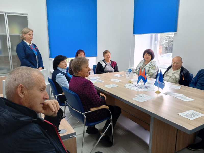 Двенадцать жителей Красногвардейского района рассмотрели вакансии фермерских хозяйств