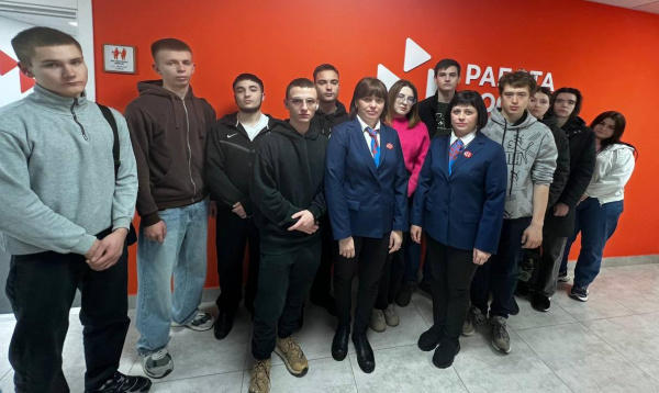 Экскурсия в центр занятости и уроки мужества на Аллее Славы