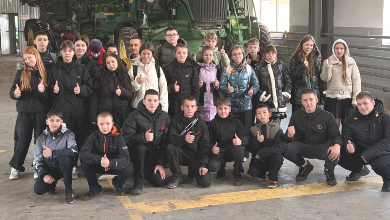 Юным чернянцам показали перспективы профессий аграриев