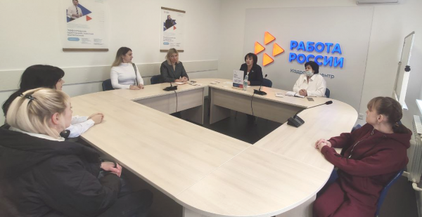 В Губкине нашли работу тем, кто хочет заботиться о людях В Губкине нашли работу тем, кто хочет заботиться о людях