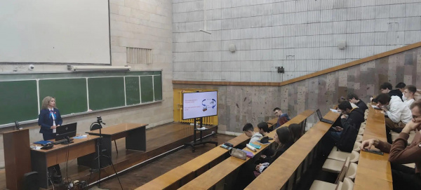От студенческой скамьи к гарантированному трудоустройству От студенческой скамьи к гарантированному трудоустройству