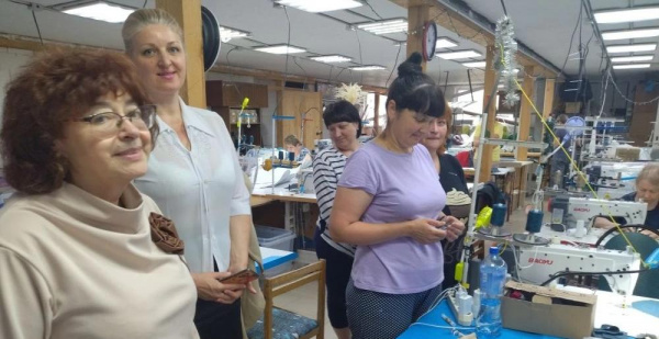 Соискатели Белгородского района посетили Тавровское швейное производство