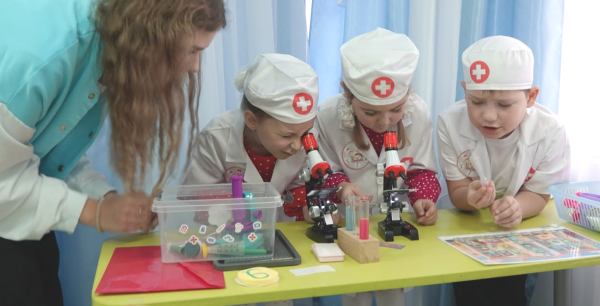 Малыши осваивают профессию врача