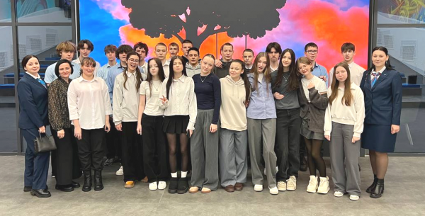 Яковлевских школьников познакомили с возможностями современных творческих профессий Яковлевских школьников познакомили с возможностями современных творческих профессий