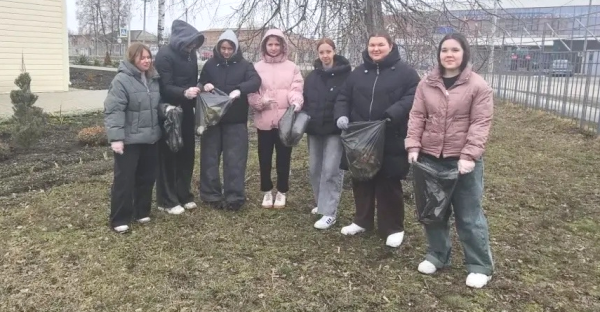 В Чернянке 92 студента агромеханического техникума зарабатывают деньги, не отходя от места обучения