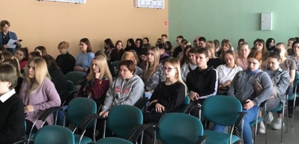 158 выпускников профобучения приняли участие в ярмарке вакансий