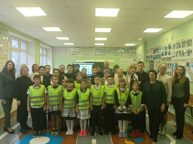 Заседание комиссии по делам несовершеннолетних при участии Кадрового центра