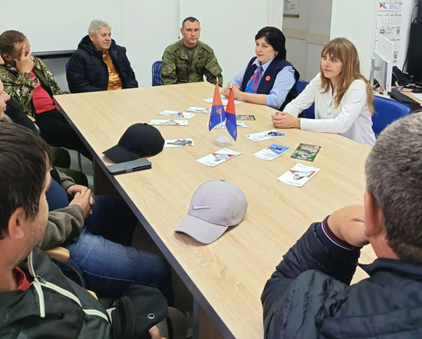 В Бирюче работодатели и соискатели без посредников встретились на ярмарке вакансий В Бирюче работодатели и соискатели без посредников встретились на ярмарке вакансий